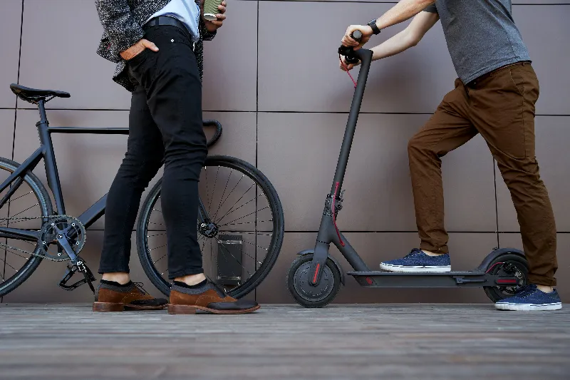 E-Bike oder E-Scooter
