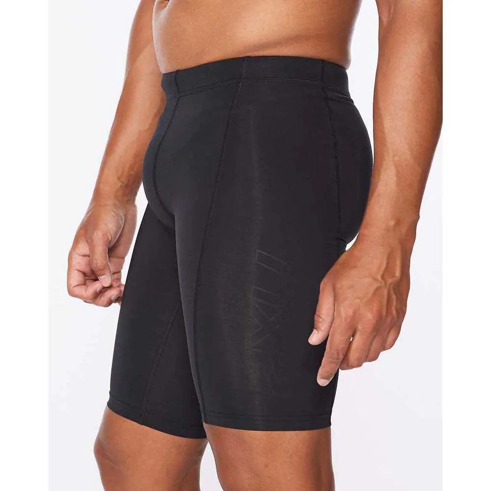 2XU Core Kurze Leggings male, Black / nero, Regular 2XU Core Kurze Leggings male, Black / nero, Regular