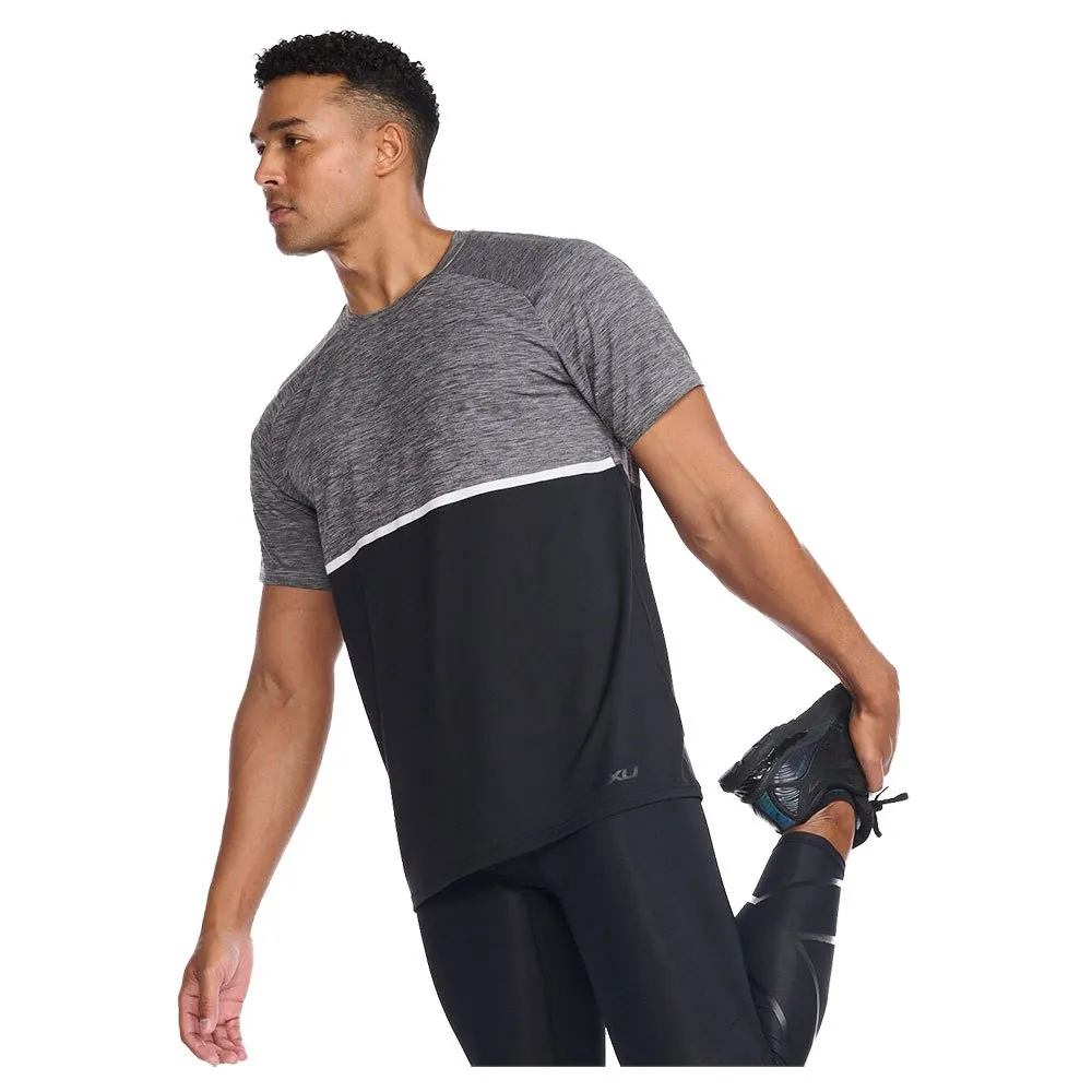 2XU Motion Colour Block Kurzarm-t-shirt male 2XU Motion Colour Block Kurzarm-t-shirt male