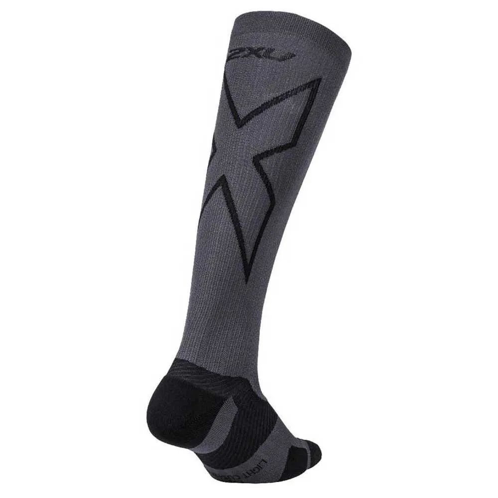 2XU Vectr Light Cushion 41- Lange Socken 46 Cm male, Titanium / black 2XU Vectr Light Cushion 41- Lange Socken 46 Cm male, Titanium / black