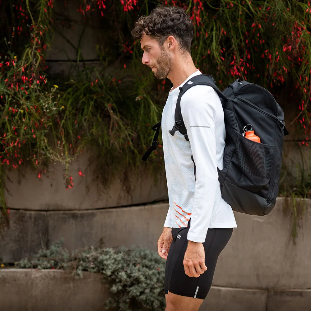 42k Running 9´´58 30l Rucksack, Black 42k Running 9´´58 30l Rucksack, Black
