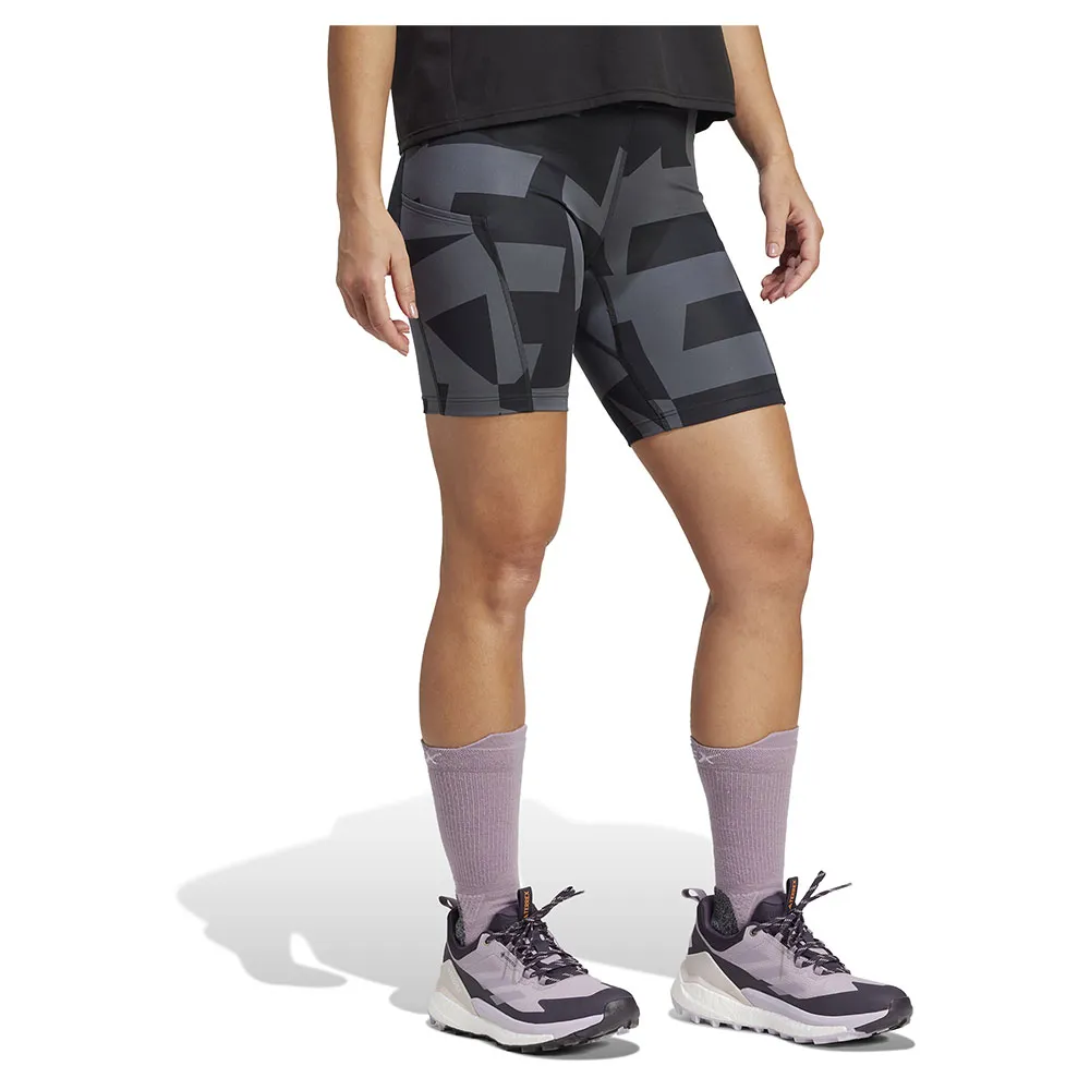 adidas Terrex Multi 8´´ Printed Kurze Leggings adidas Terrex Multi 8´´ Printed Kurze Leggings