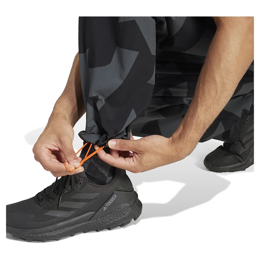 adidas Terrex Xploric Cargo Printed Joggers adidas Terrex Xploric Cargo Printed Joggers