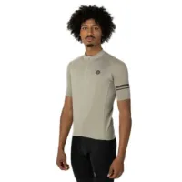 AGU Core Essential Kurzarm-radtrikot AGU Core Essential Kurzarm-radtrikot