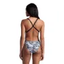 arena Earth Xcross Back Badeanzug, Black / white