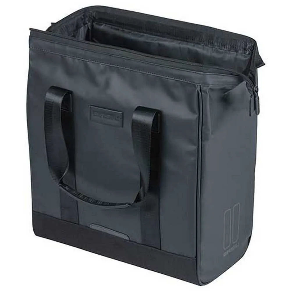 Basil Grand Tarpaulin Hook-on Fahrradtasche 23l, Black / white, One Size Basil Grand Tarpaulin Hook-on Fahrradtasche 23l, Black / white, One Size