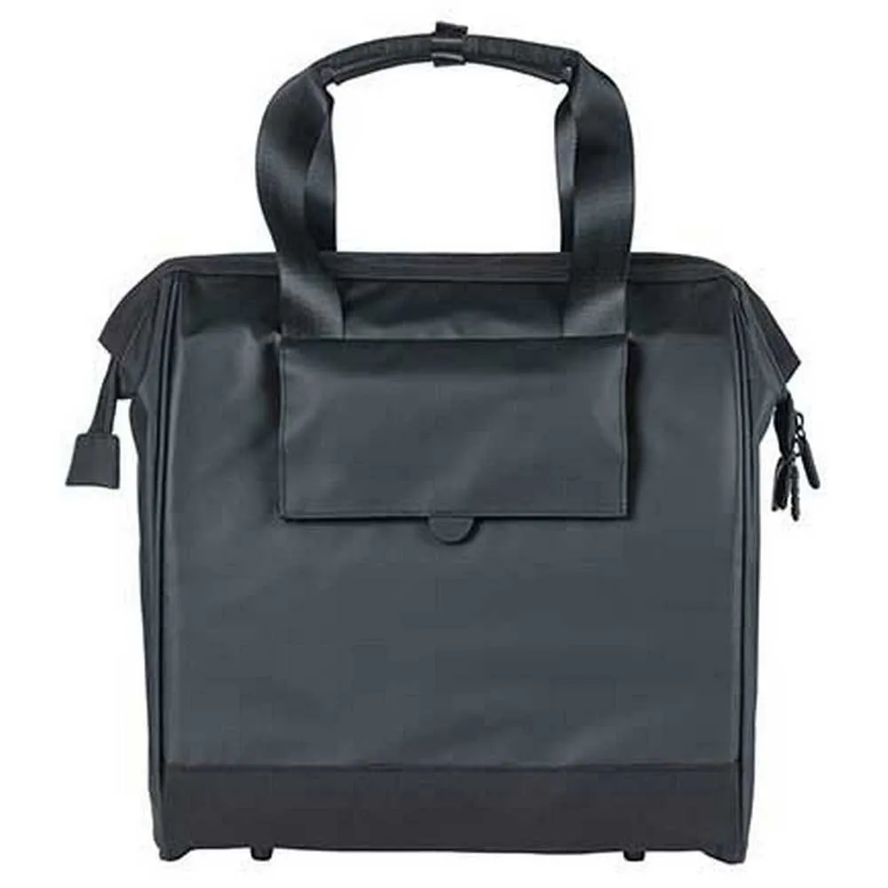 Basil Grand Tarpaulin Hook-on Fahrradtasche 23l, Black / white, One Size Basil Grand Tarpaulin Hook-on Fahrradtasche 23l, Black / white, One Size