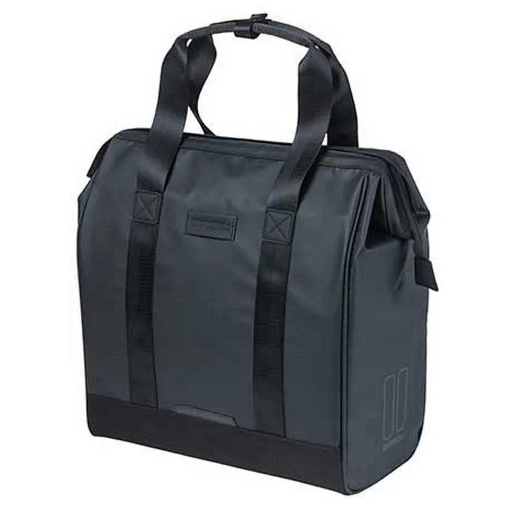 Basil Grand Tarpaulin Hook-on Fahrradtasche 23l, Black / white, One Size Basil Grand Tarpaulin Hook-on Fahrradtasche 23l, Black / white, One Size