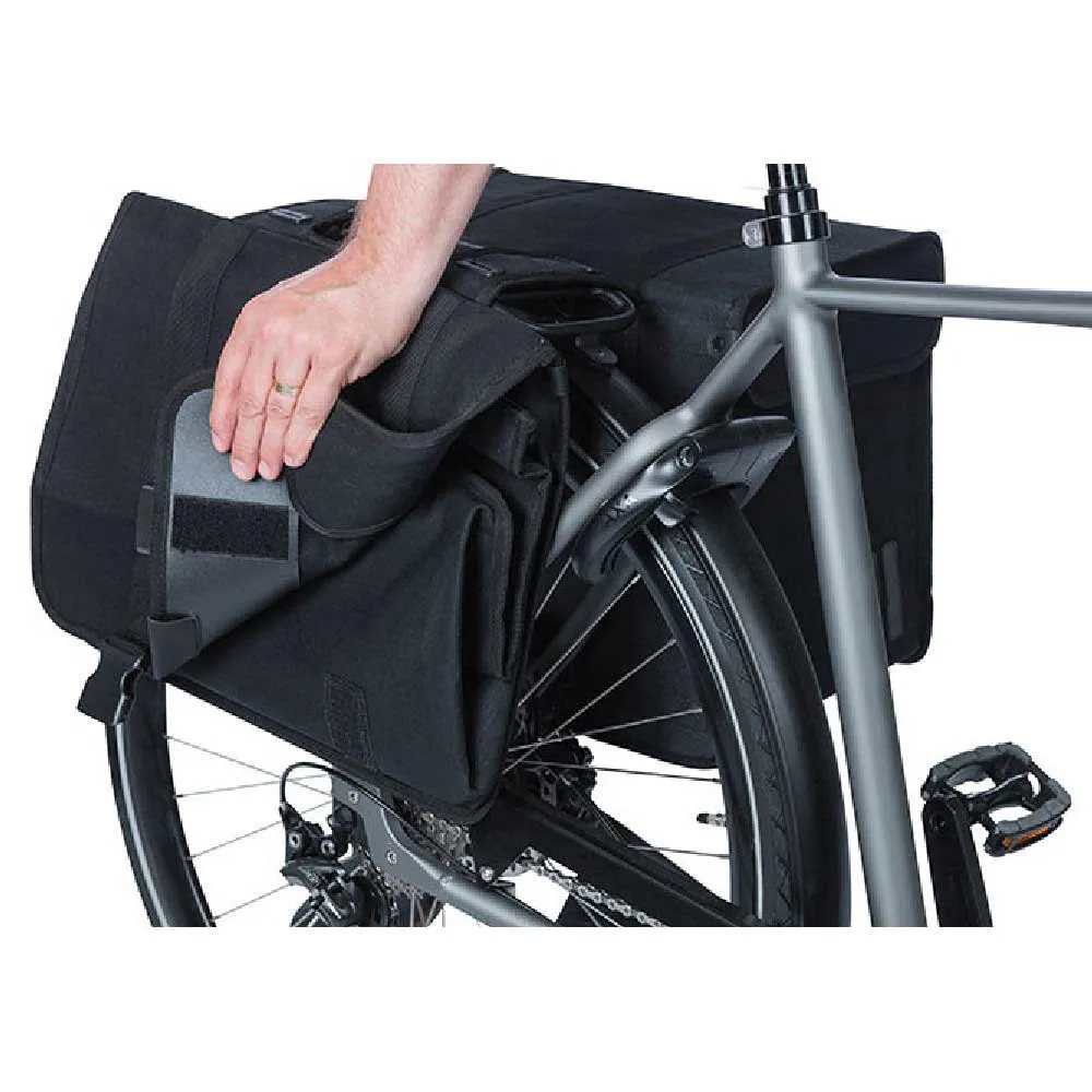 Basil Kavan Eco Classic Fahrradtaschen 68l, Black, One Size Basil Kavan Eco Classic Fahrradtaschen 68l, Black, One Size
