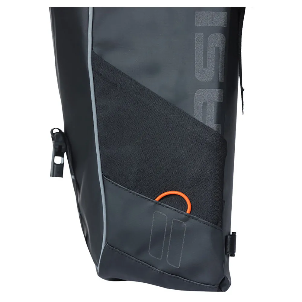 Basil Miles Tarpaulin Mik Fahrradtaschen 34l, Black / orange, One Size Basil Miles Tarpaulin Mik Fahrradtaschen 34l, Black / orange, One Size