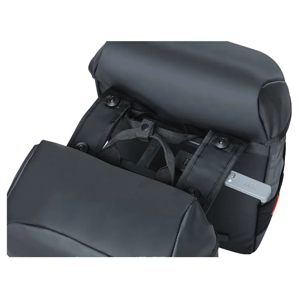Basil Miles Tarpaulin Mik Fahrradtaschen 34l, Black / orange, One Size Basil Miles Tarpaulin Mik Fahrradtaschen 34l, Black / orange, One Size