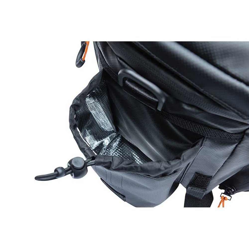 Basil Miles Tarpaulin Xl Pro Fahrradtasche 9-36l, Black / orange, One Size Basil Miles Tarpaulin Xl Pro Fahrradtasche 9-36l, Black / orange, One Size