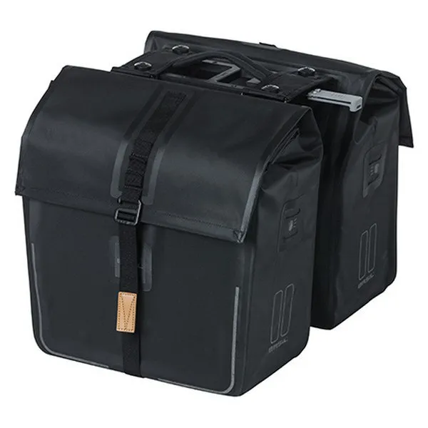 Basil Urban Dry Mik Double Fahrradtaschen 50l, Matte black, One Size Basil Urban Dry Mik Double Fahrradtaschen 50l, Matte black, One Size