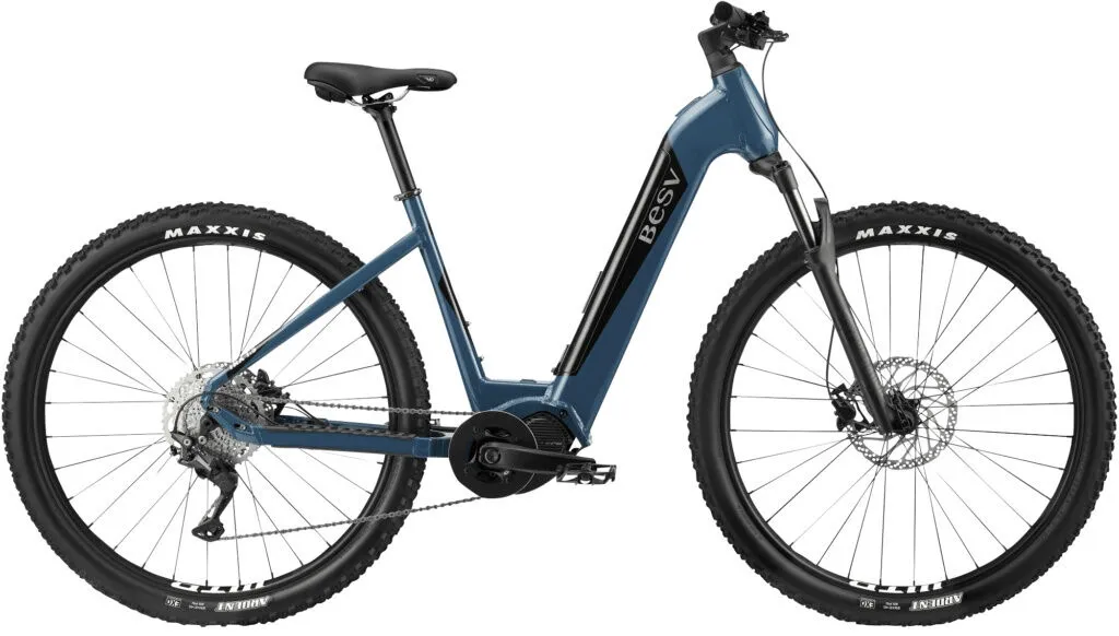 BESV TRX 1.5 Low Step Mint Blue Gloss 29" 504 Wh Wave, Blau, M BESV TRX 1.5 Low Step Mint Blue Gloss 29" 504 Wh Wave, Blau, M