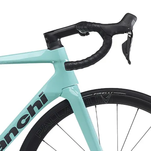 Bianchi Specialissima Comp 105 Di2 2025 Rennrad Bianchi Specialissima Comp 105 Di2 2025 Rennrad