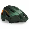 Green / orange matte