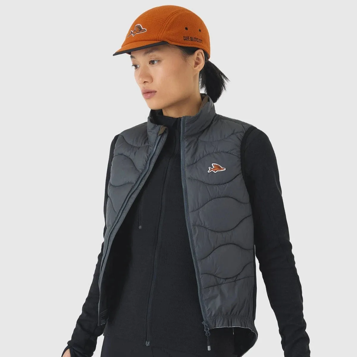 Café Du Cycliste Alexia Unisex Cycling Thermal Weste, Anthracite Café Du Cycliste Alexia Unisex Cycling Thermal Weste, Anthracite