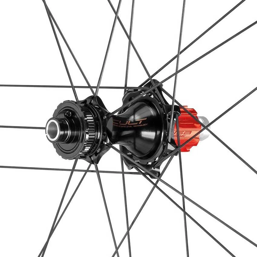 Campagnolo Bora Ultra Wto 45 Team Edition C23 Cl Disc Tubeless Rennrad Laufradsatz, Black, 12 x 100/12 x 142mm, Shimano/Sram HG Campagnolo Bora Ultra Wto 45 Team Edition C23 Cl Disc Tubeless Rennrad Laufradsatz, Black, 12 x 100/12 x 142mm, Shimano/Sram HG