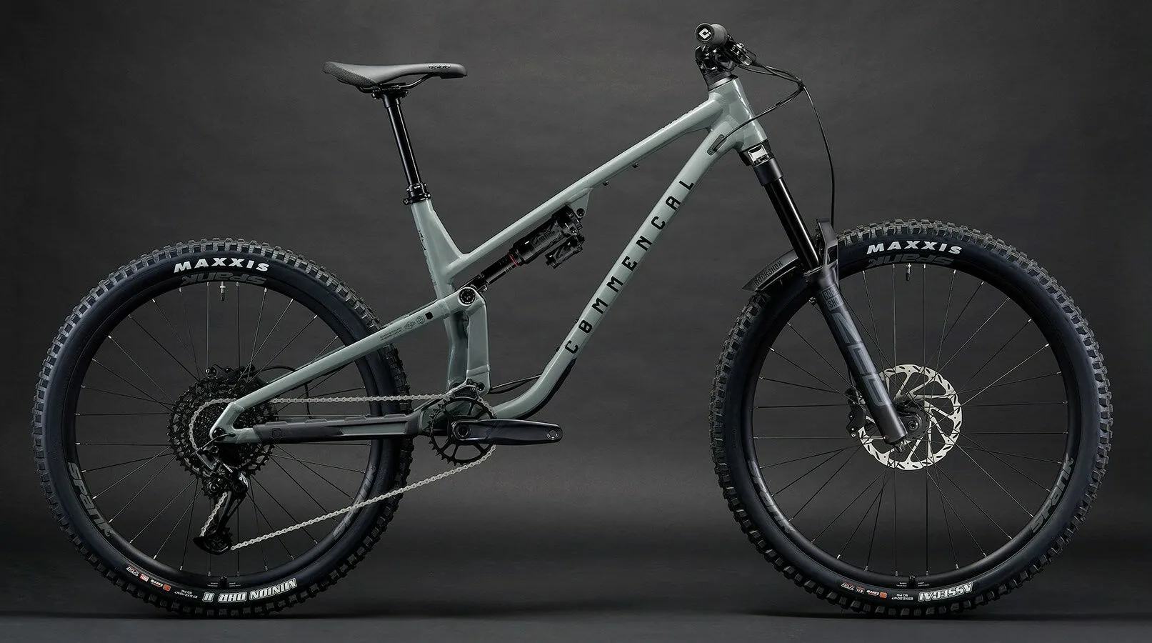 Commencal META SX V5 ESSENTIAL SPARKLY BLUE 29"/27,5" Diamant Commencal META SX V5 ESSENTIAL SPARKLY BLUE 29"/27,5" Diamant