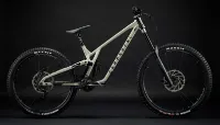Commencal SUPREME DH V5 RIDE CHALK 29"/27,5" Diamant Commencal SUPREME DH V5 RIDE CHALK 29"/27,5" Diamant