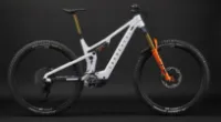 Commencal T.E.M.P.O. POWER SIGNATURE GLITTERY WHITE 29" 400 Wh Diamant Commencal T.E.M.P.O. POWER SIGNATURE GLITTERY WHITE 29" 400 Wh Diamant