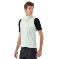 Compressport Ajvm143 Weste male
