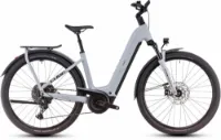 Cube Kathmandu Hybrid EX 800 2025 28" 800 Wh Wave Cube Kathmandu Hybrid EX 800 2025 28" 800 Wh Wave