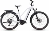 Cube Kathmandu Hybrid ONE 600 polarwhite´n´black 28" 600 Wh Trapez Cube Kathmandu Hybrid ONE 600 polarwhite´n´black 28" 600 Wh Trapez