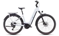 Cube Kathmandu Hybrid ONE 800 polarwhite´n´black 28" 800 Wh Wave Cube Kathmandu Hybrid ONE 800 polarwhite´n´black 28" 800 Wh Wave