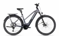 Cube Kathmandu Hybrid SLT 750 prizmsilver´n´grey 28" 750 Wh Trapez Cube Kathmandu Hybrid SLT 750 prizmsilver´n´grey 28" 750 Wh Trapez