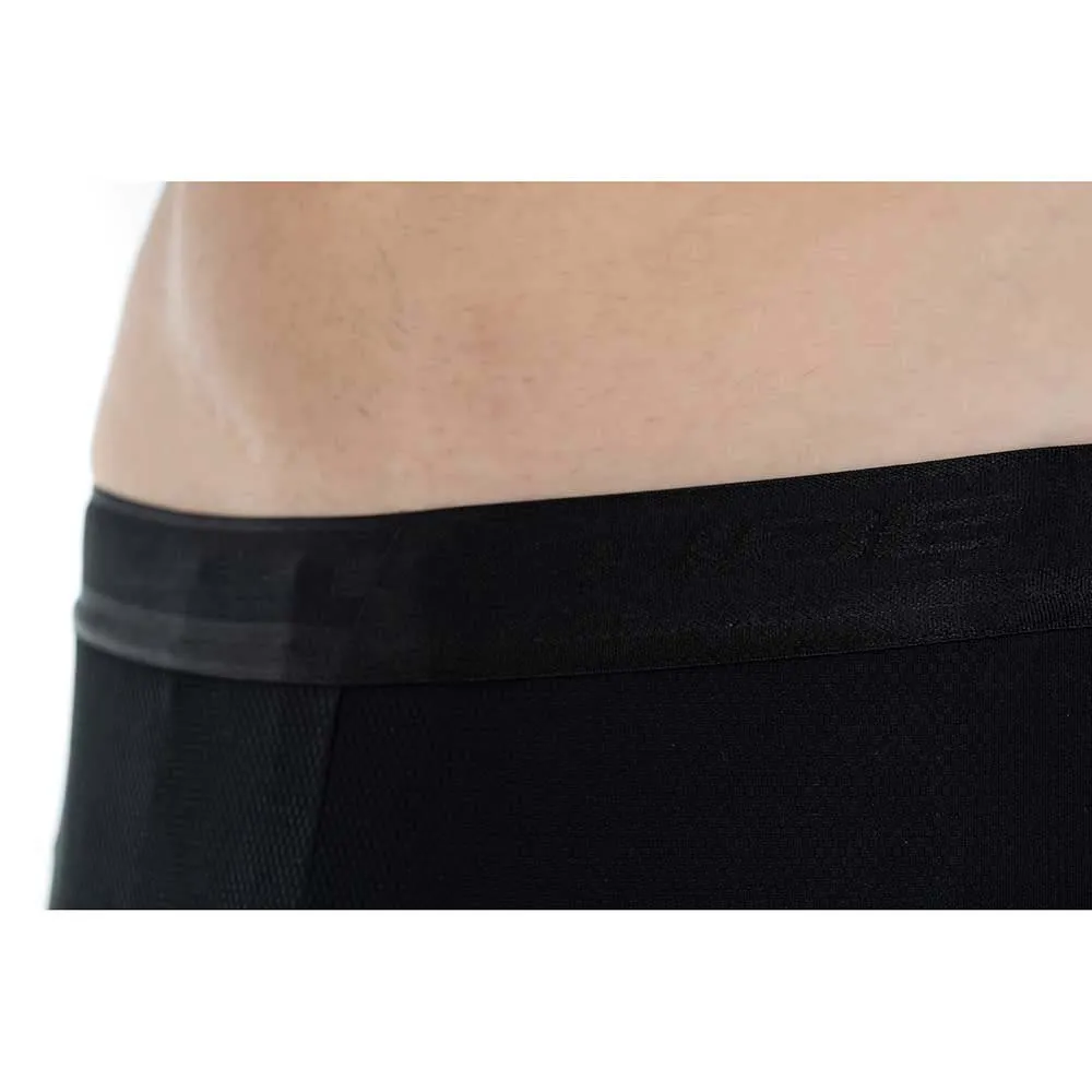 Cube Liner Kurze Hose Cube Liner Kurze Hose