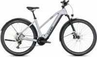 Cube Nuride Hybrid EXC 750 Allroad polarsilver´n´black 28" 750 Wh Trapez Cube Nuride Hybrid EXC 750 Allroad polarsilver´n´black 28" 750 Wh Trapez