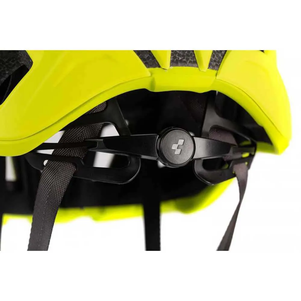 Cube Race Helm Cube Race Helm