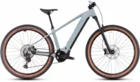 Cube Reaction Hybrid Race 800 black´n´metal 29" 800 Wh Diamant Cube Reaction Hybrid Race 800 black´n´metal 29" 800 Wh Diamant