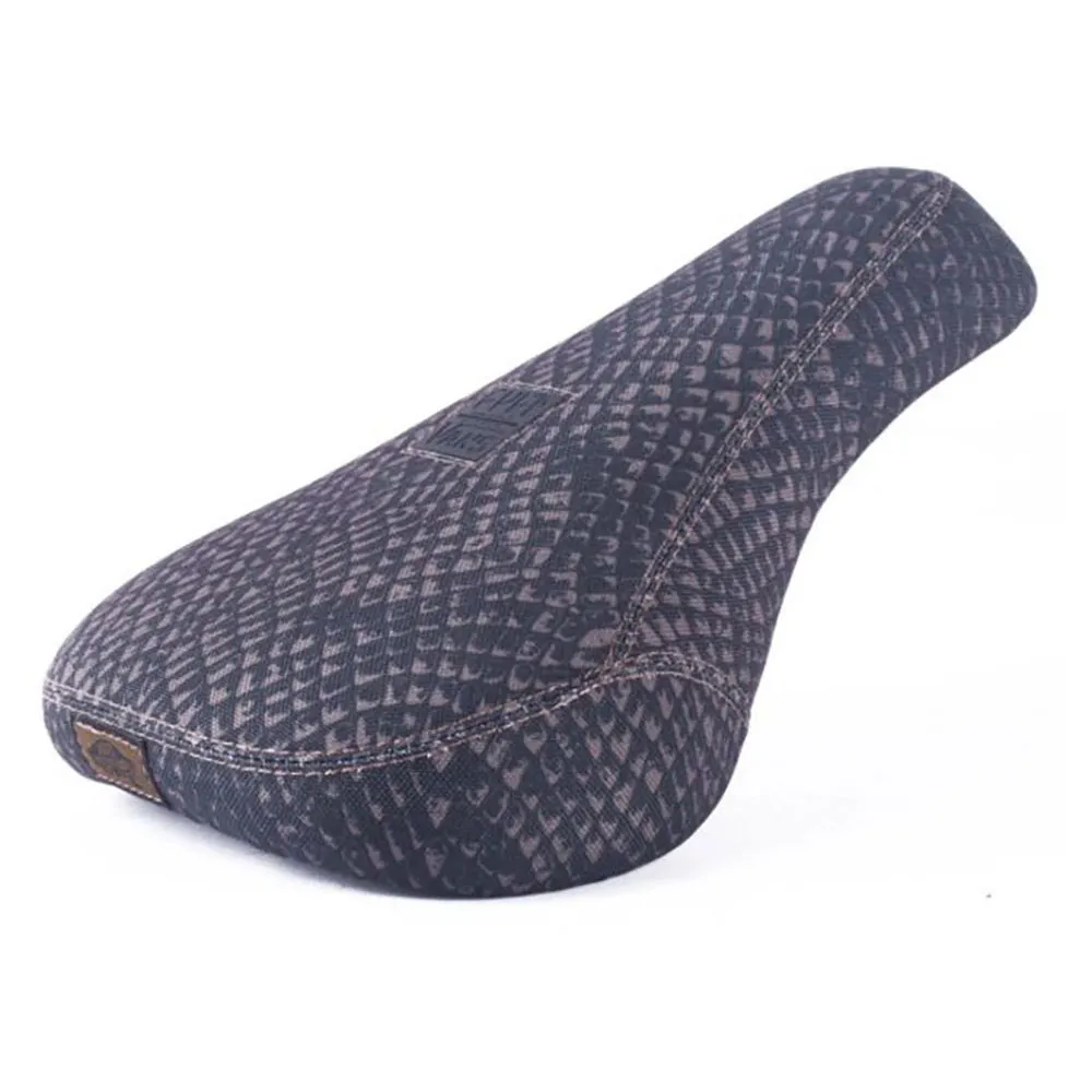 CULT Vans Slip-on Pivotal Mid Sattel, Snake skin, One Size CULT Vans Slip-on Pivotal Mid Sattel, Snake skin, One Size