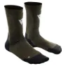Dark green / black