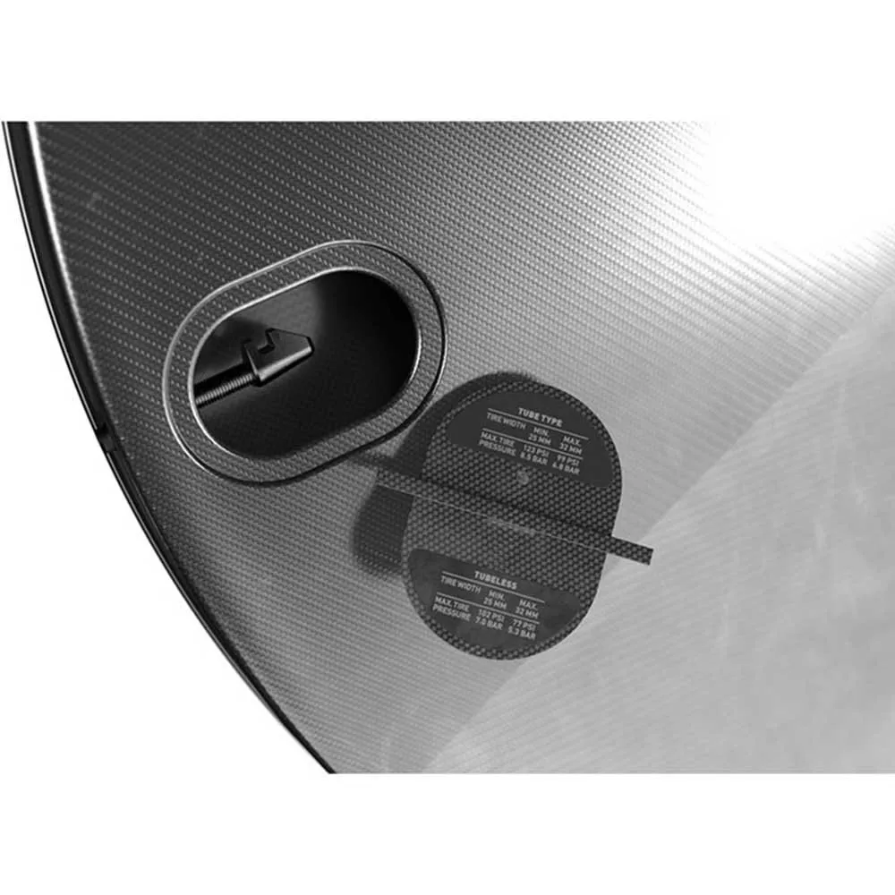 DT Swiss Arc 1100 Dicut 20 29´´ Cl Disc Tubeless Hinterrad, Black, 12 x 142mm, Shimano/Sram HG DT Swiss Arc 1100 Dicut 20 29´´ Cl Disc Tubeless Hinterrad, Black, 12 x 142mm, Shimano/Sram HG