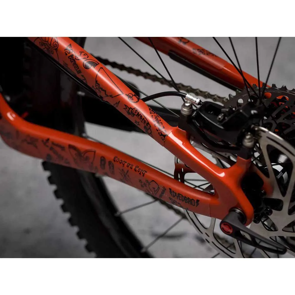 Dyedbro Nz Enduro 2018 Rahmenschutzaufkleber, Black, One Size Dyedbro Nz Enduro 2018 Rahmenschutzaufkleber, Black, One Size