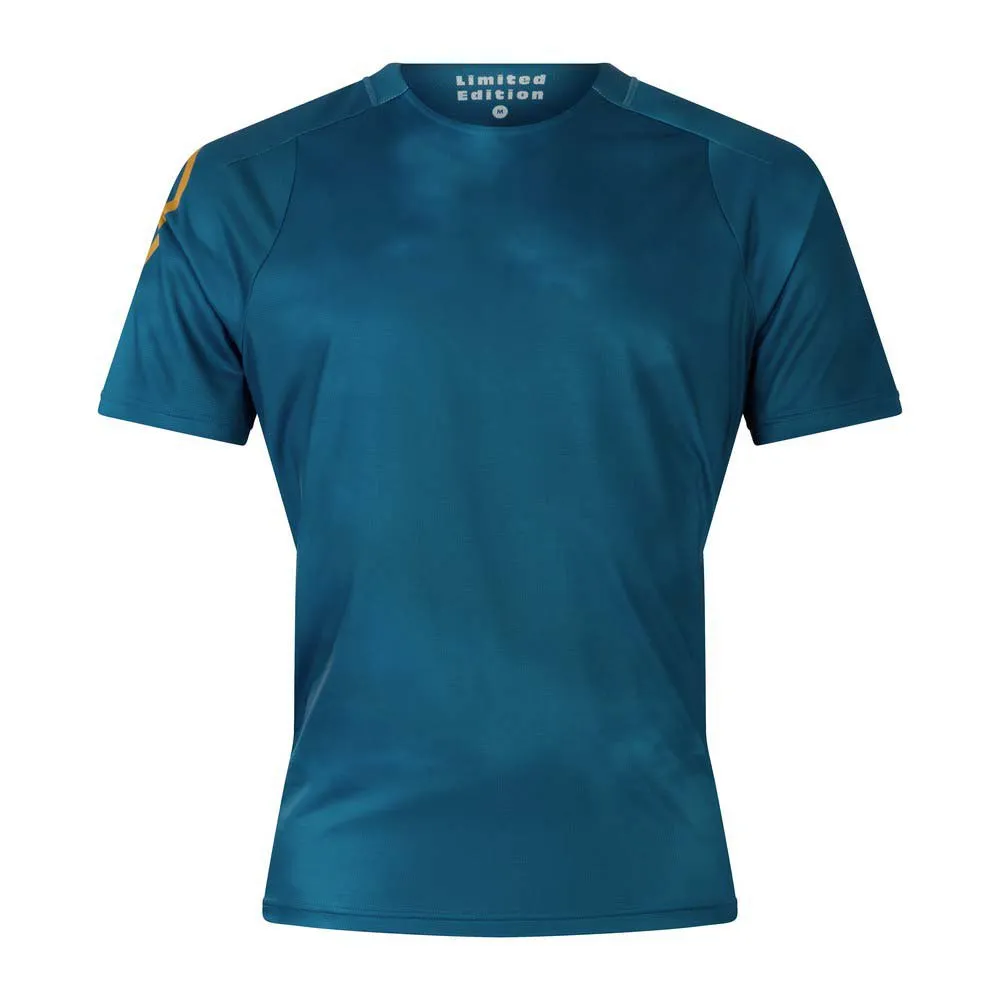 Endura Cloud Ltd Kurzarm-t-shirt Endura Cloud Ltd Kurzarm-t-shirt
