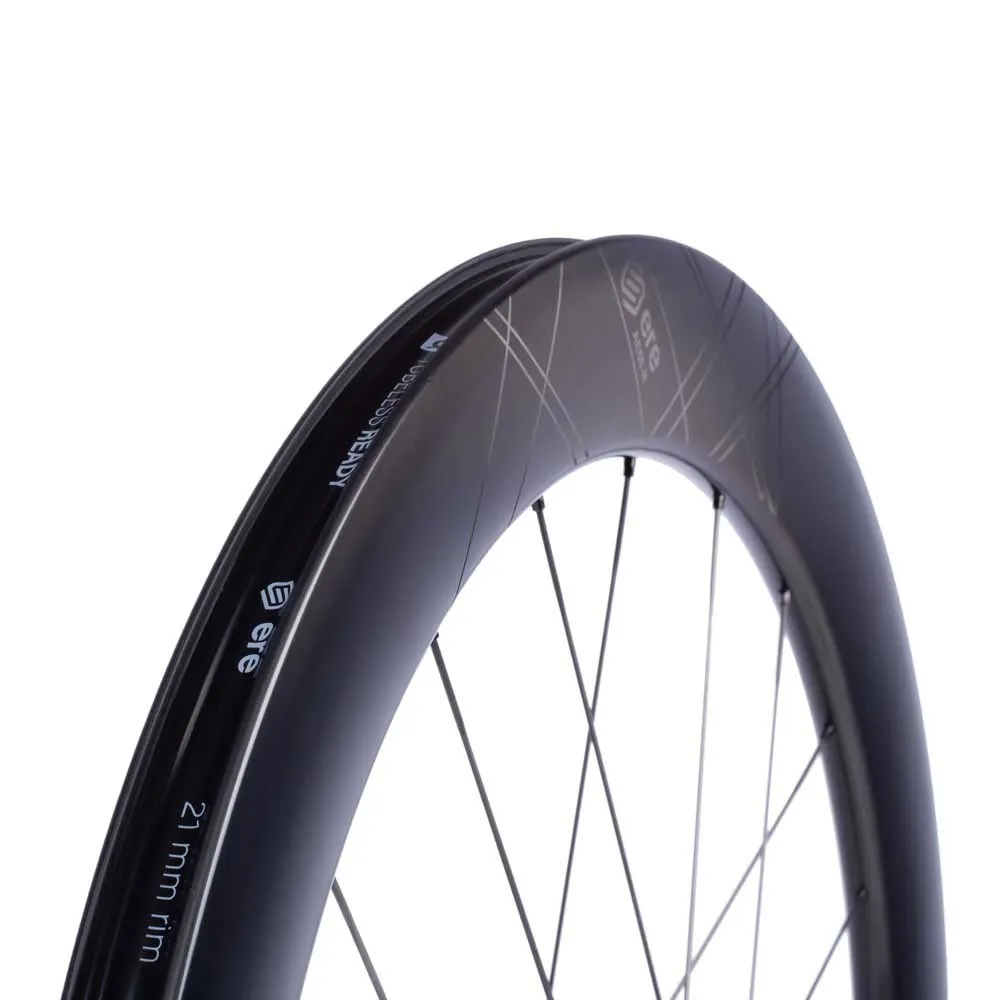 Ere Research Genus Ii Ae 65-r Disc Tubeless Rennrad Laufradsatz, Black / black, 12x 100/12 x 142mm, Sram XDR Ere Research Genus Ii Ae 65-r Disc Tubeless Rennrad Laufradsatz, Black / black, 12x 100/12 x 142mm, Sram XDR