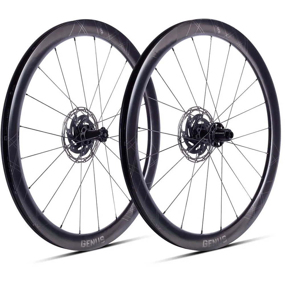 Ere Research Genus Ii Cl 45 Disc Tubeless Rennrad Laufradsatz, Black / black, 12 x 100 / 12 x 142mm, Shimano/Sram HG Ere Research Genus Ii Cl 45 Disc Tubeless Rennrad Laufradsatz, Black / black, 12 x 100 / 12 x 142mm, Shimano/Sram HG