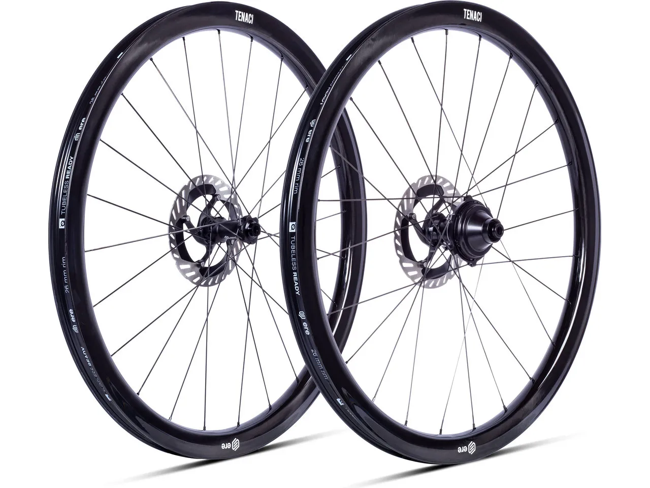 Ere Research Tenaci GA40 Carbon Disc Center Lock 28" Laufradsatz, Schwarz Ere Research Tenaci GA40 Carbon Disc Center Lock 28" Laufradsatz, Schwarz