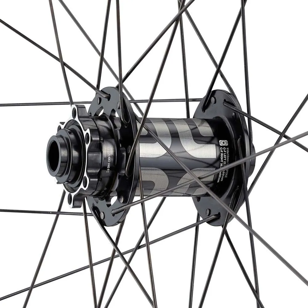 e*thirteen Grappler Race Carbon E-spec 29´´ Vorderrad, Black, 15 x 110mm e*thirteen Grappler Race Carbon E-spec 29´´ Vorderrad, Black, 15 x 110mm