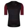 Black / maroon