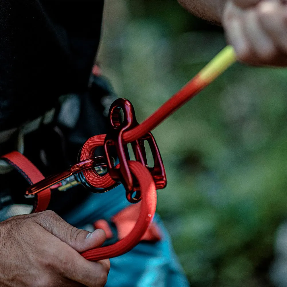Fixe Climbing Gear Miku V2 Light Sicherungsgerät, Red shinny, One Size Fixe Climbing Gear Miku V2 Light Sicherungsgerät, Red shinny, One Size