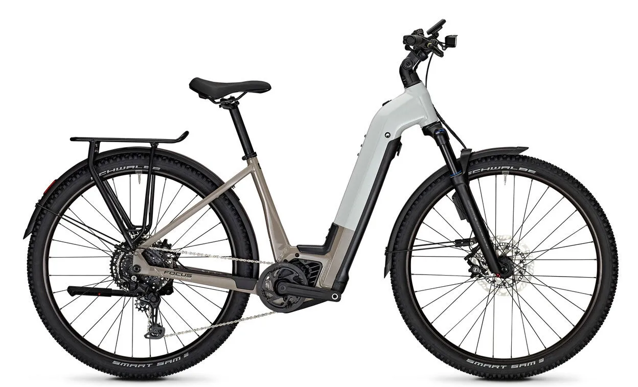 Focus PLANET² 6.8 Lightgrey glossy / Moonstonegrey glossy 29" 625 Wh Wave