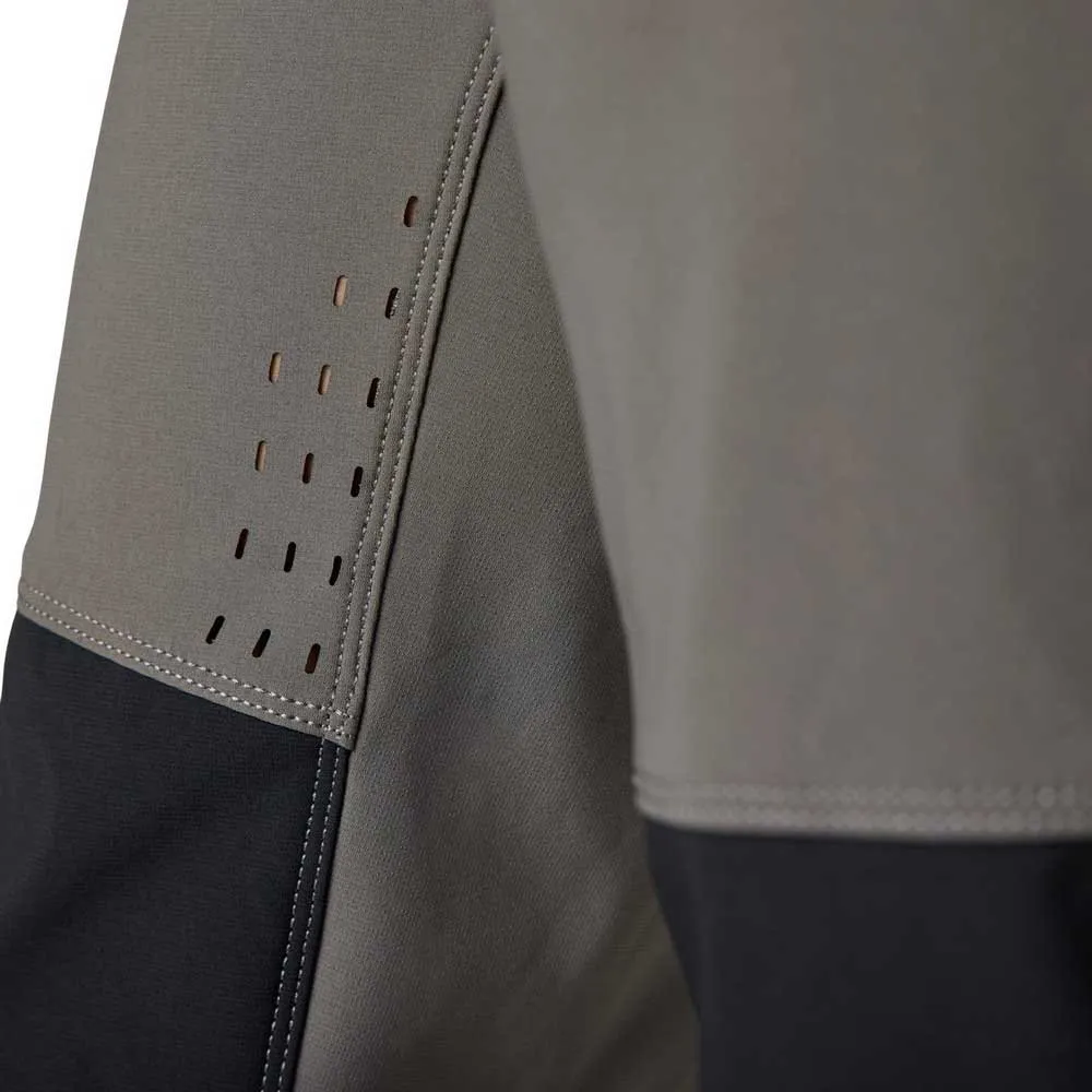 FOX Defend Race Kurze Hose FOX Defend Race Kurze Hose