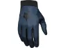 Blau 4