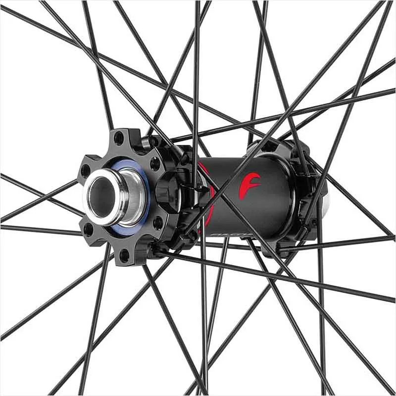 Fulcrum E-Metal 5 Disc 6-Loch Boost 29" Laufradsatz 2019 Fulcrum E-Metal 5 Disc 6-Loch Boost 29" Laufradsatz 2019