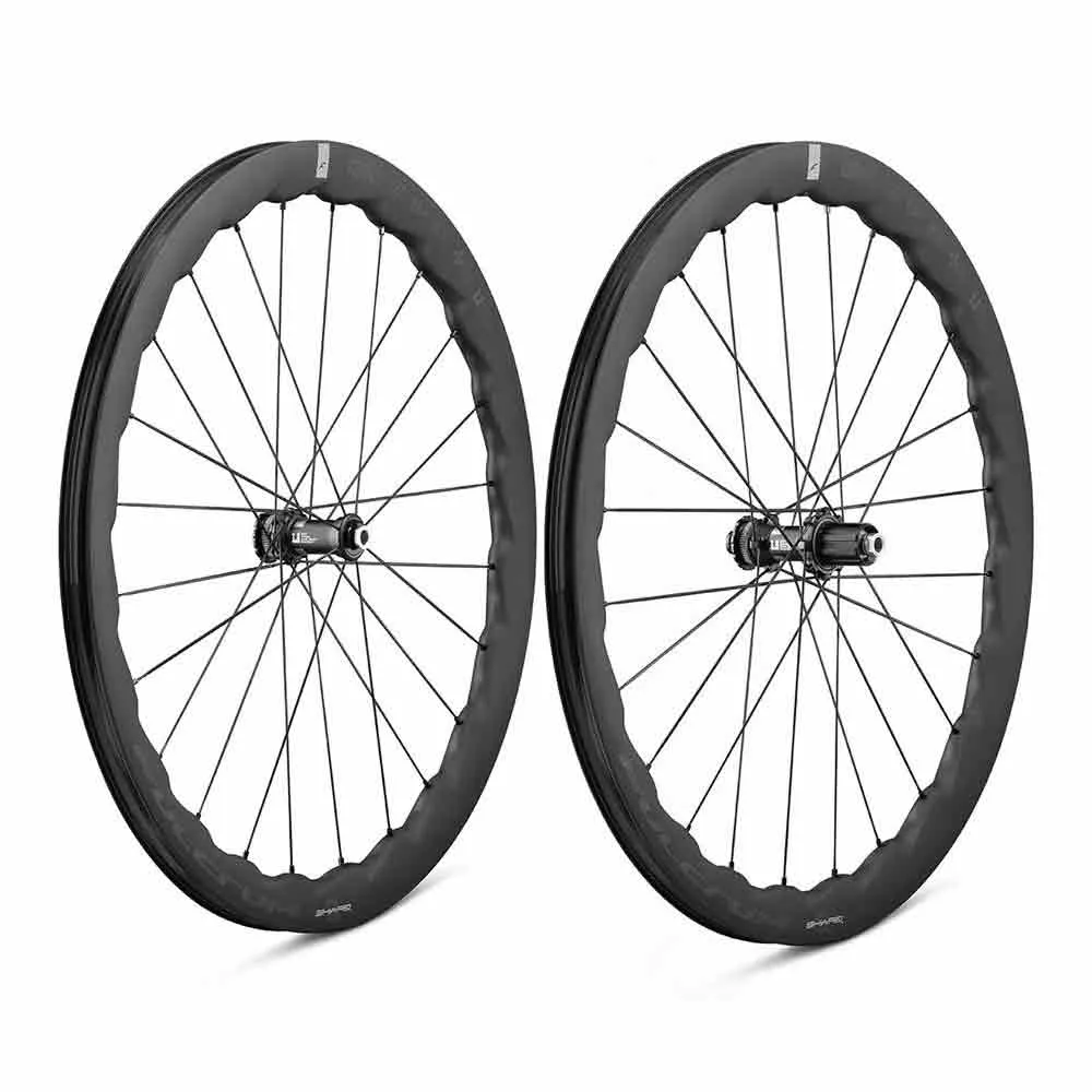Fulcrum Sharq 42/47Disc Center Lock Carbon 28" Laufradsatz Fulcrum Sharq 42/47Disc Center Lock Carbon 28" Laufradsatz